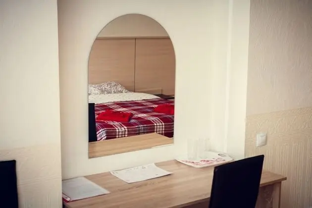 Standard Tek Büyük veya İki Ayrı Yataklı Oda, Ortak Banyo