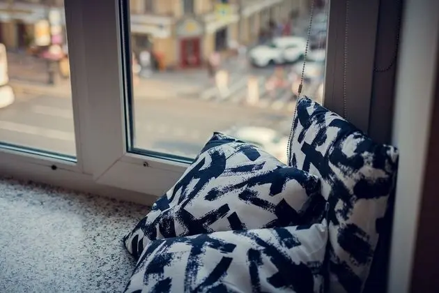 Standard Tek Büyük veya İki Ayrı Yataklı Oda, Ortak Banyo