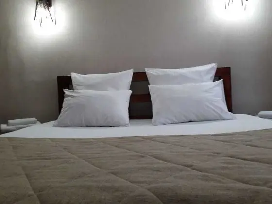 Luxury Oda