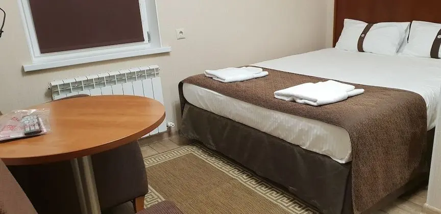 Economy Tek Büyük Yataklı Oda