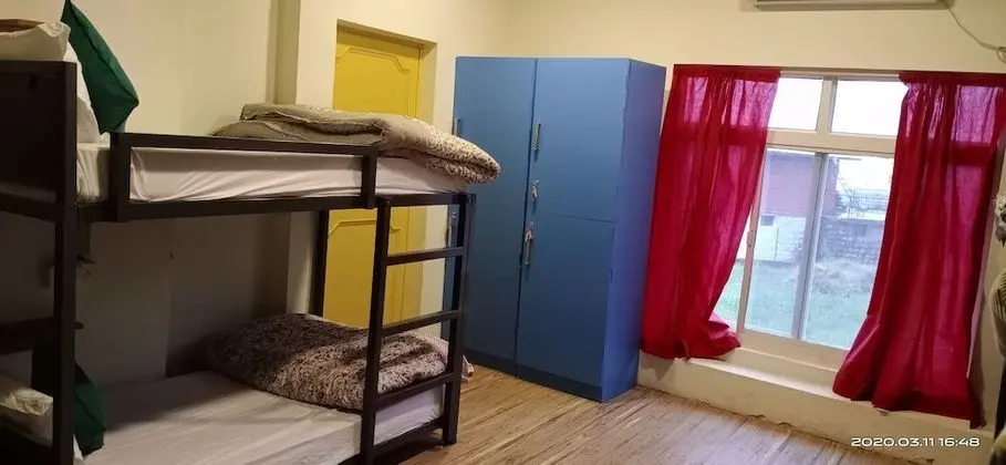 6 Bed Shared Mixed Dorm