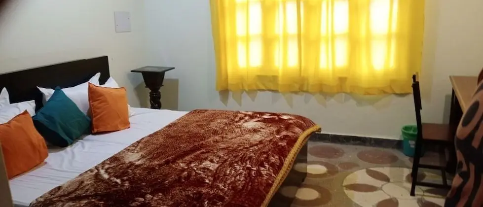 Deluxe Double Private Room Shared