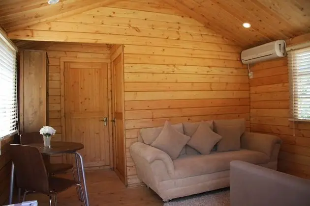 Oda (Medium Cabin)