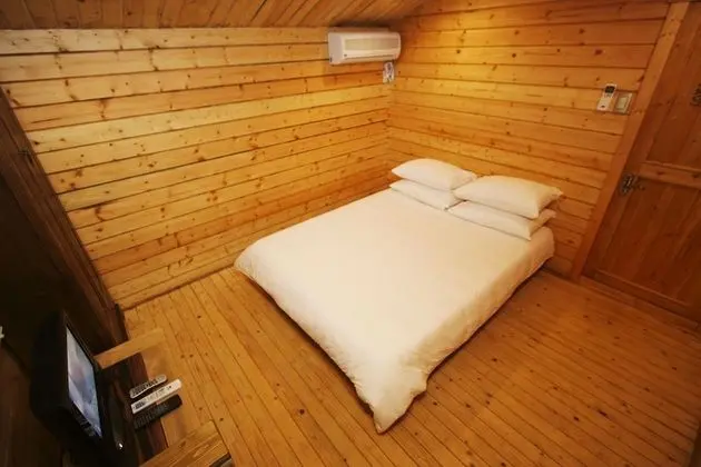 Oda (Small Cabin)