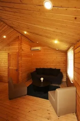 Oda (Small Cabin)