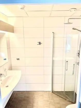 Basic Tek Büyük Yataklı Oda