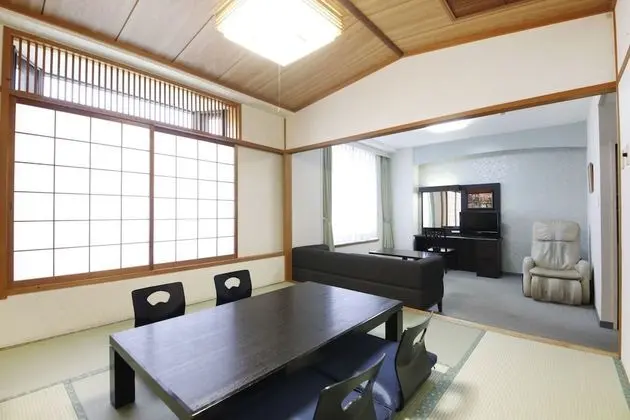 Family Oda (Japanese Western Style)