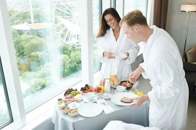 Deluxe Süit, 1 En Büyük (King) Boy Yatak, Şehir Manzaralı (Free Spa Access, Age limit 25 years)