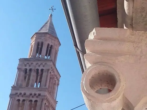 Deluxe Oda, 1 En Büyük (King) Boy Yatak