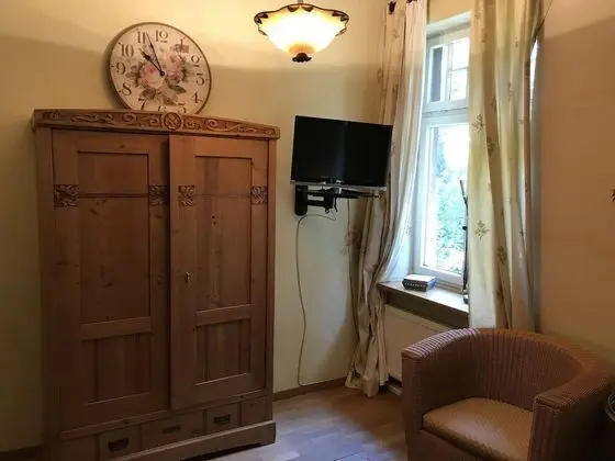 Tek Büyük Yataklı Oda