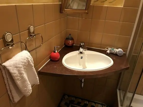 Tek Büyük Yataklı Oda
