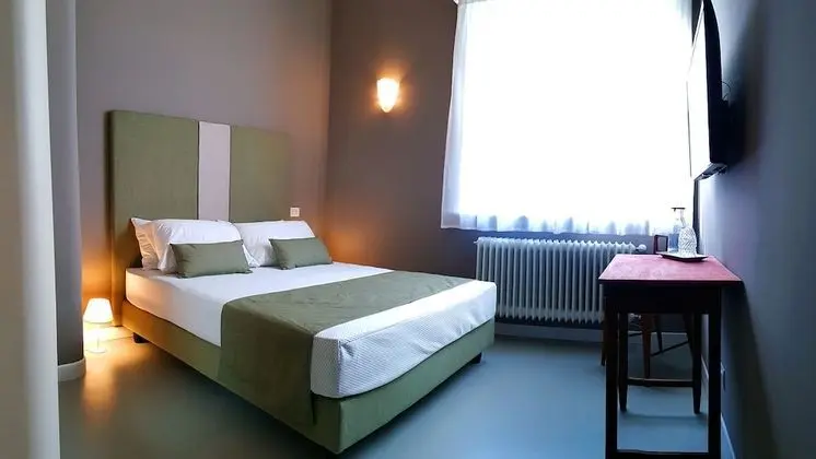 Standard Tek Büyük Yataklı Oda