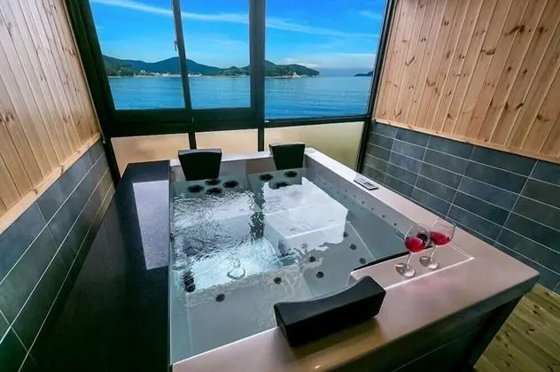 Oda (Baekhwa(Jetspa)(Couple&FamilyRoom))