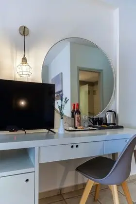 Üç Kişilik Oda