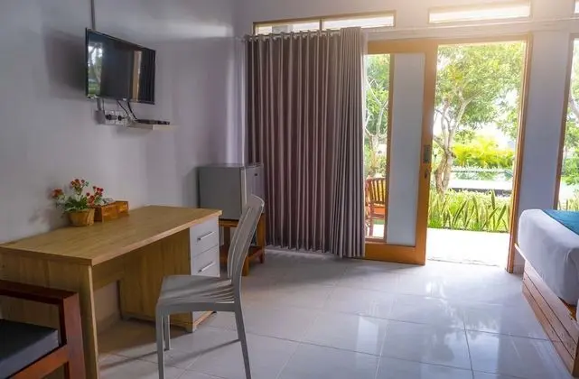 Deluxe Oda, Sigara İçilmez, Bahçe Manzaralı