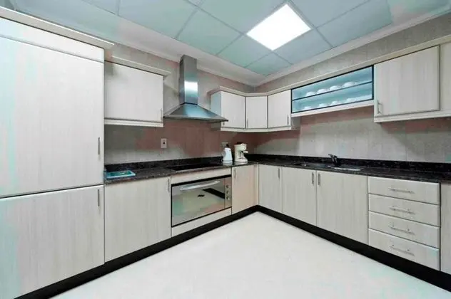 Suit Three Bedrooms