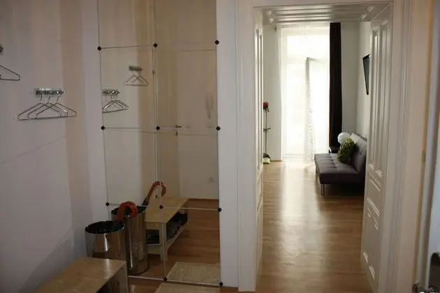 Comfort Apart Daire, 1 Yatak Odası, Balkon, Avlu