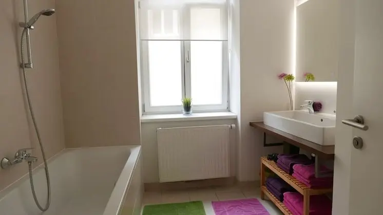 Comfort Apart Daire, 1 Yatak Odası, Balkon, Avlu