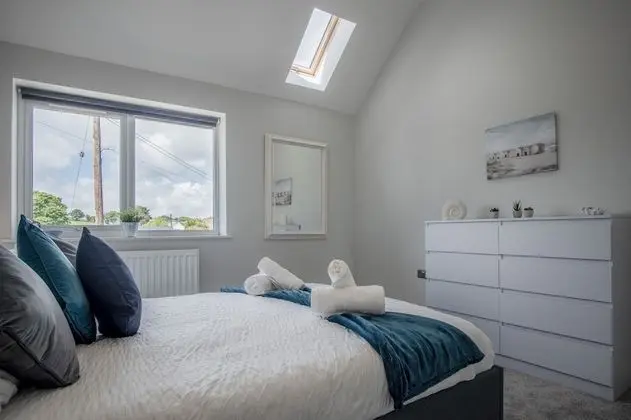 Ev (4 Bedrooms)