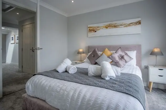 Ev (4 Bedrooms)