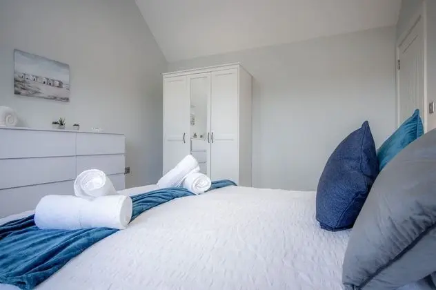 Ev (4 Bedrooms)