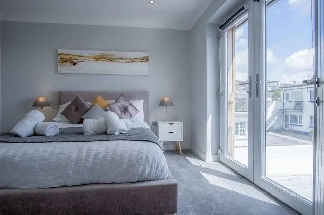 Ev (4 Bedrooms)