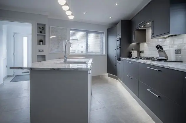 Ev (4 Bedrooms)