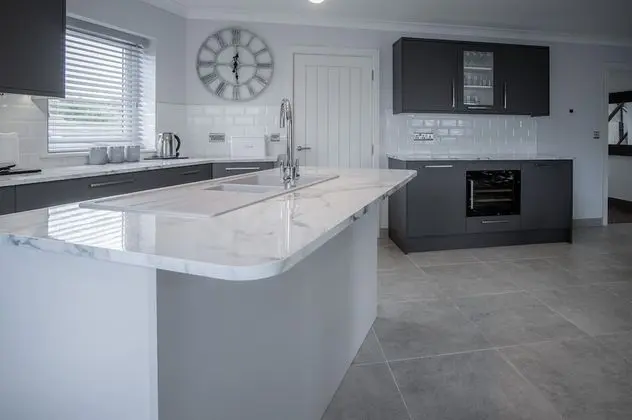 Ev (4 Bedrooms)