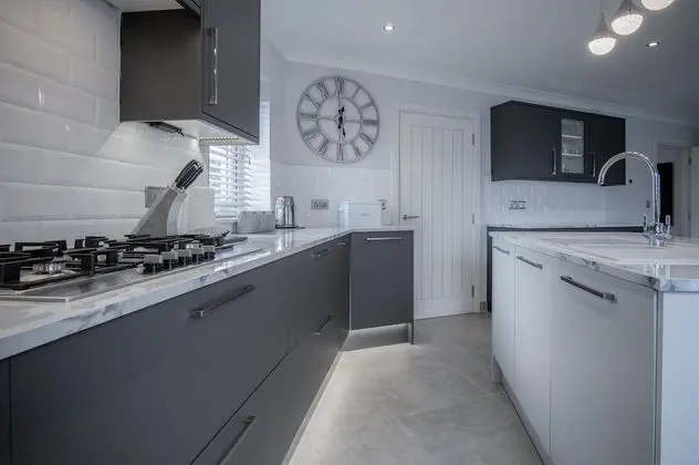 Ev (4 Bedrooms)