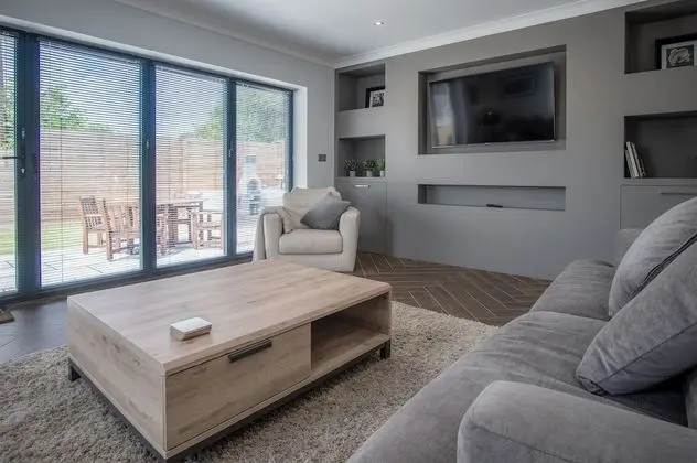 Ev (4 Bedrooms)