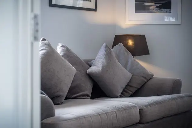 Ev (4 Bedrooms)