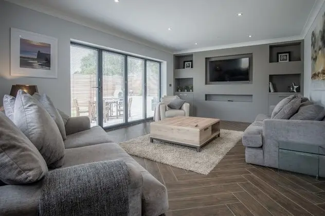 Ev (4 Bedrooms)