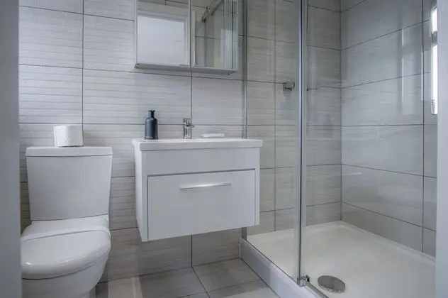 Ev (4 Bedrooms)