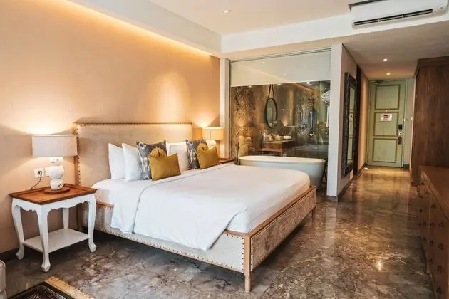 Deluxe Tek Büyük veya İki Ayrı Yataklı Oda, Balkon