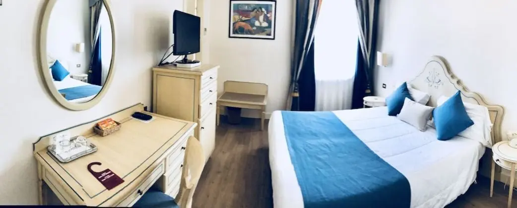 Standard Tek Büyük veya İki Ayrı Yataklı Oda