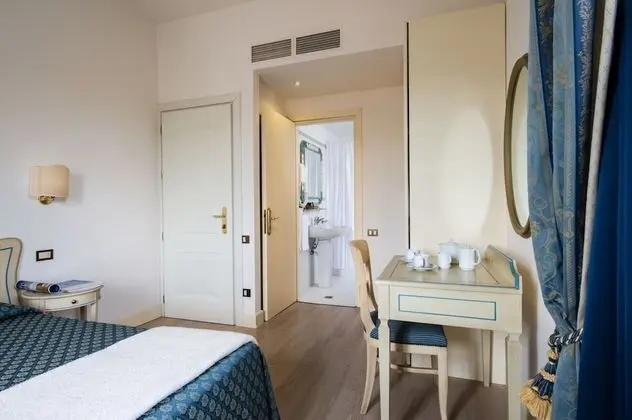 Superior Tek Büyük veya İki Ayrı Yataklı Oda