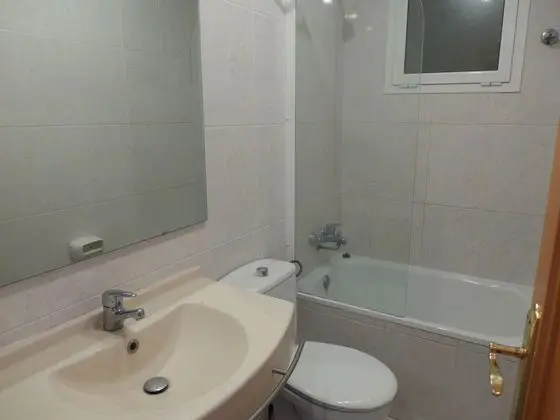Apart Daire Capacity 8 Three Bedrooms