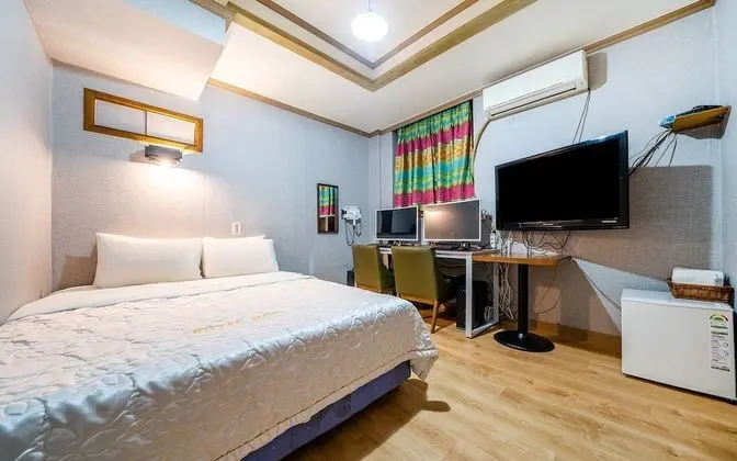Oda (Special room (Netflix Disney YouTube )