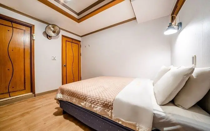 Oda (Special room (Netflix Disney YouTube )