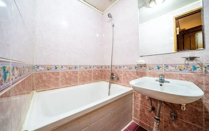 Oda (Standard Room (5 OTT channels includi)