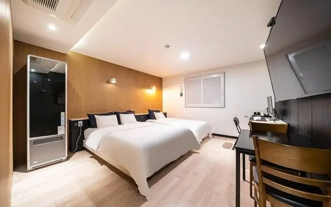 Oda (Premium Room A (OTT Twin Beds Spa TV))