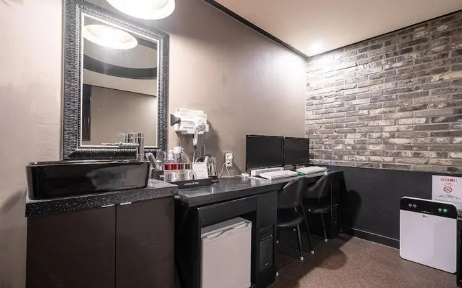 Oda (Deluxe (TV 2PC OTT))