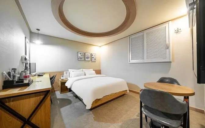 Oda (Standard (TV OTT Hard Drive-less PC))