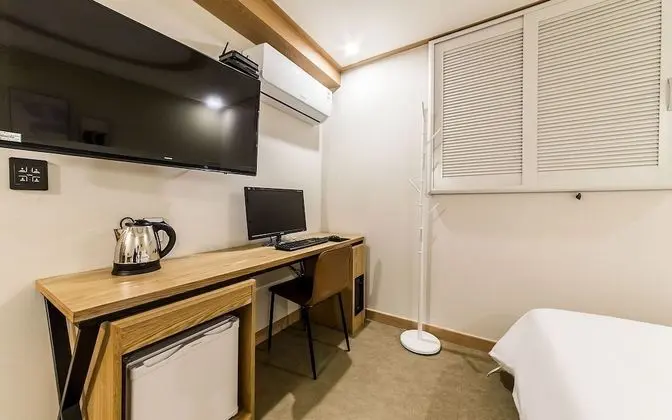 Oda (Twin (OTT Hard Drive-less PC))