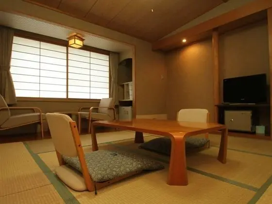 Traditional Oda, Sigara İçilmez