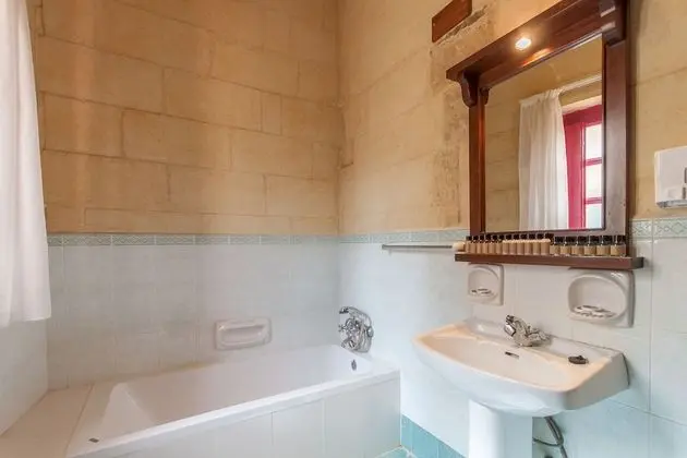 Standard Villa, Birden Çok Yatak (Gozitan Farmhouse Pool & Jacuzzi - PP)