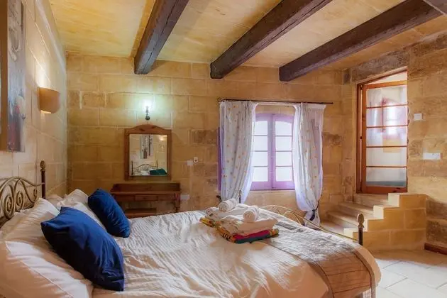 Standard Villa, Birden Çok Yatak, 2 Banyolu (Gozitan Farmhouse with Pool - PP 1)