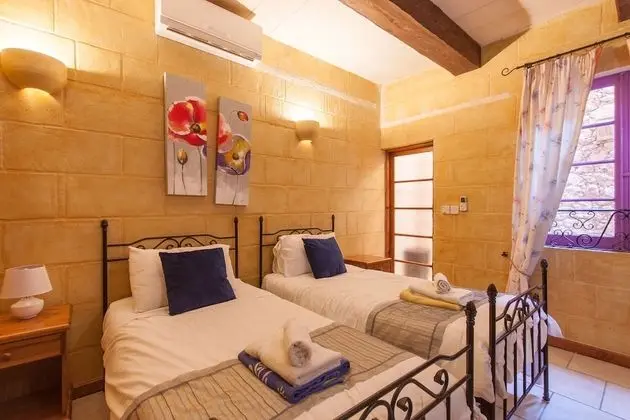 Standard Villa, Birden Çok Yatak, 2 Banyolu (Gozitan Farmhouse with Pool - PP 1)