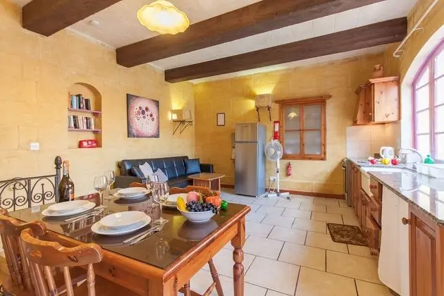 Standard Villa, Birden Çok Yatak, 2 Banyolu (Gozitan Farmhouse with Pool - PP 1)