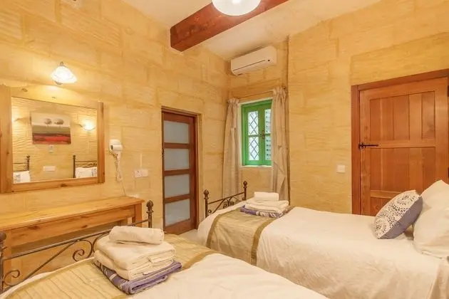Standard Ev, Birden Çok Yatak (Gozitan Farmhouse with Pool - PP 3)